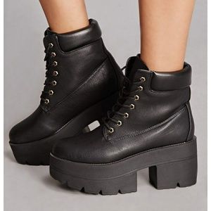 Faux Leather Lung Platform boots
